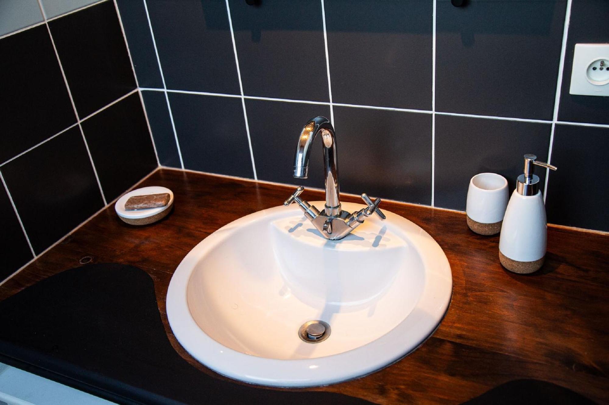 Le Nid Du Massereau Bouguenais Habitación foto